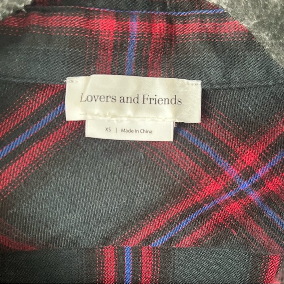 NEW NWOT LOVERS AND FRIENDS GELA OVERSIZED TOP PLAID FLANNEL BUTTON SHIRT XS - Picture 3 of 5